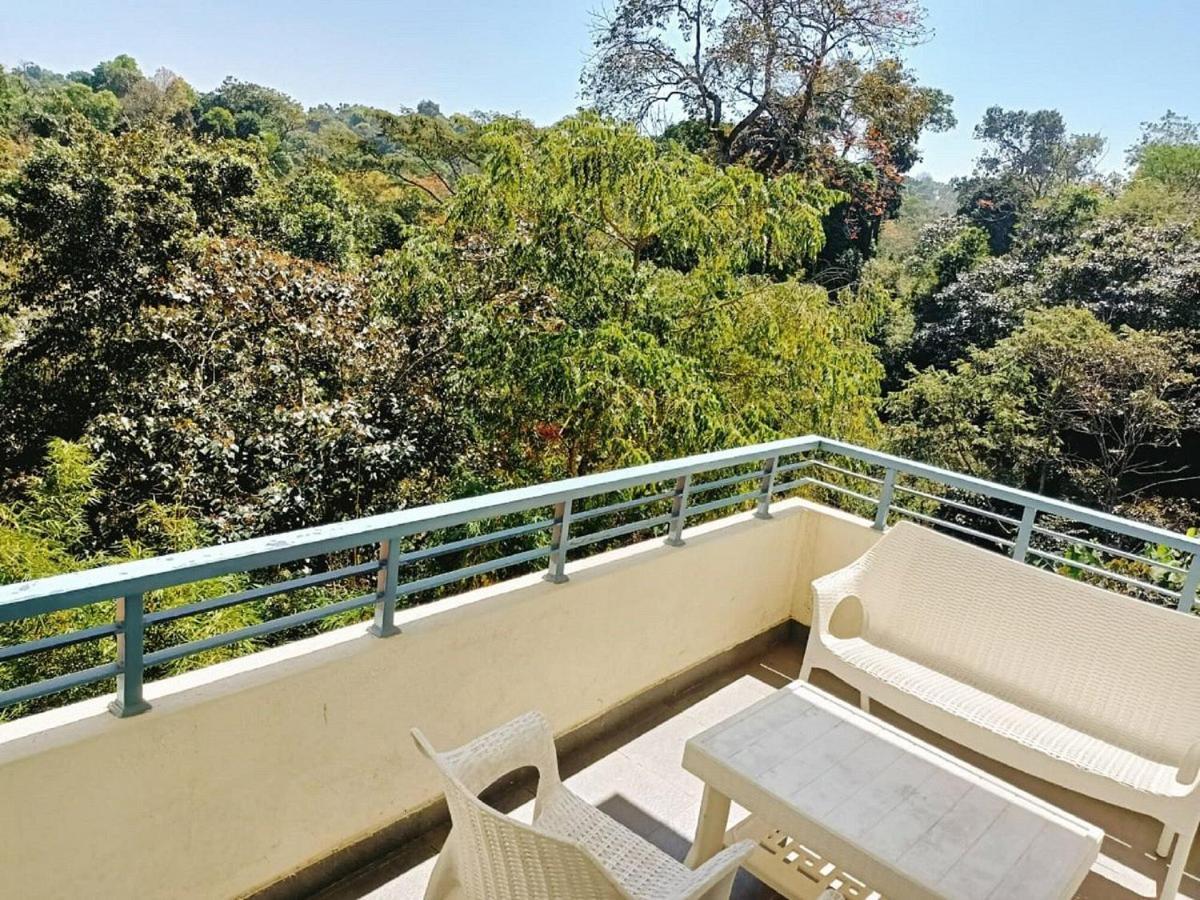 Danta Resort Bhagamandala Екстер'єр фото